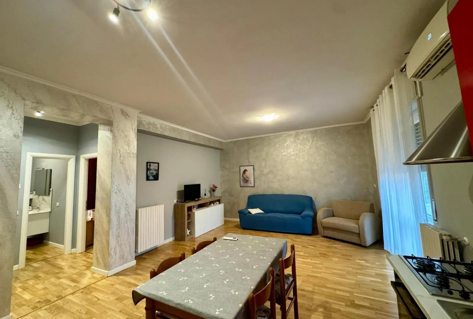 La Casa Di Raffi Apartment Voghera